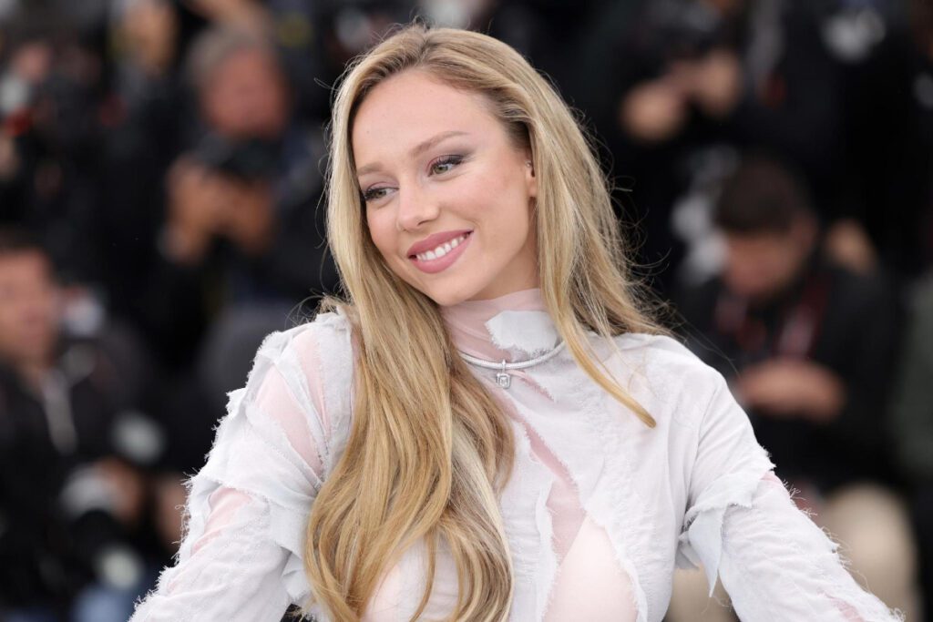 Ester Expósito publicita su nueva película en sus redes