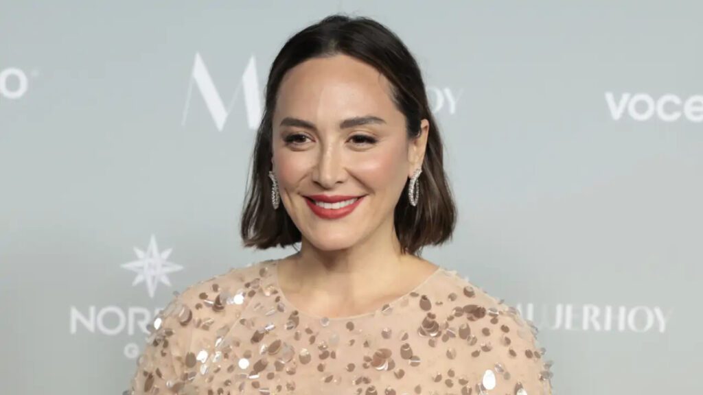La influencer española Tamara Falcó aumenta su familiacon la llegada de dos nuevos perros